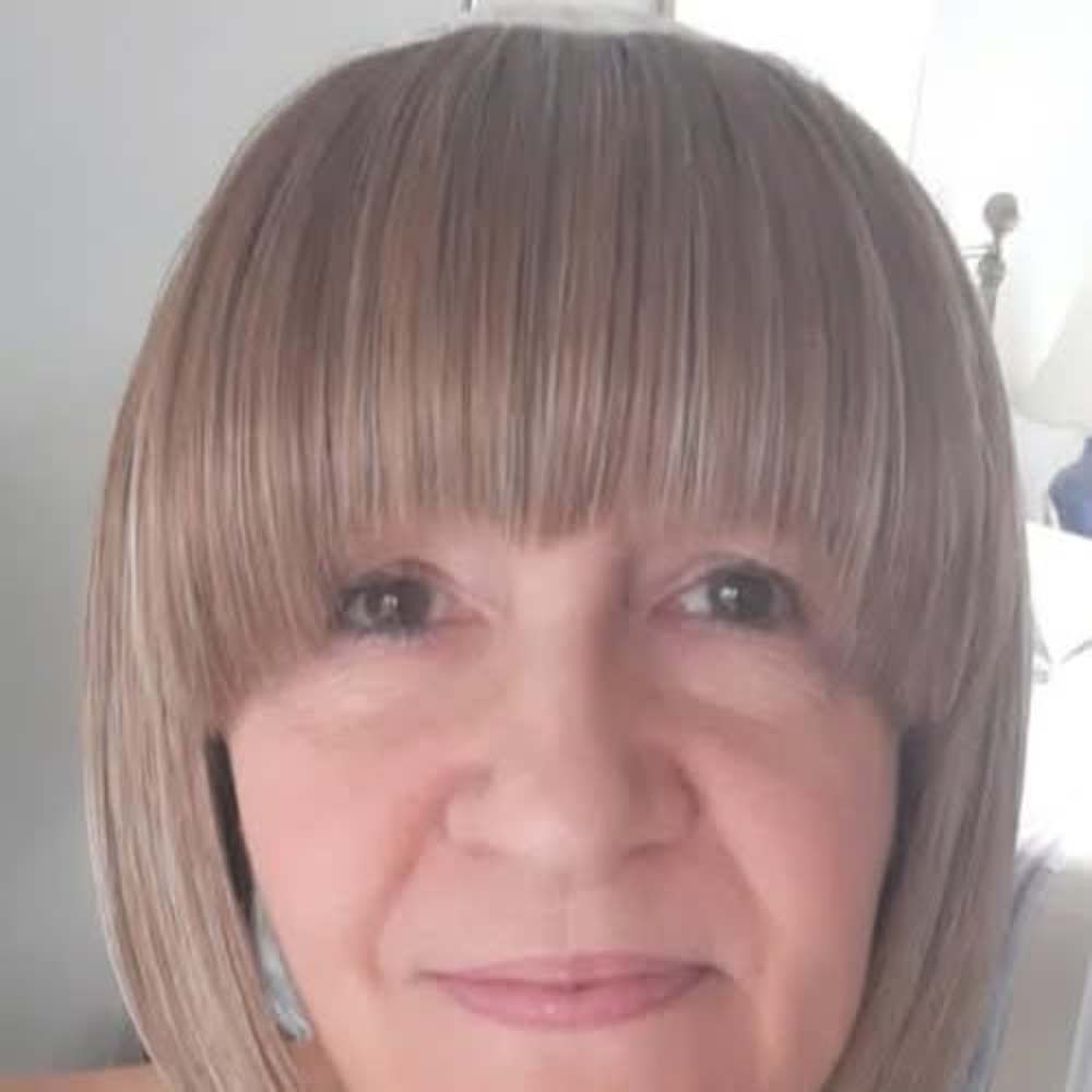 Meet your Posher, Kelly